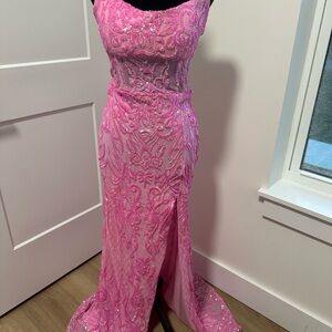 Gorgeous Pink Alandra Windsor sequined Evening Gown Prom Large